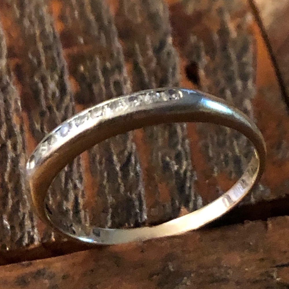 Thin 14k Solid Gold Ring. Tiny,Inset Real Diamonds - image 6